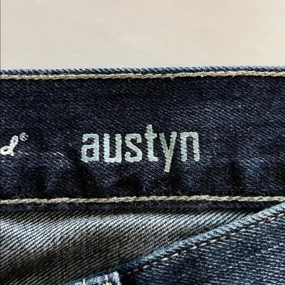 7 For All Mankind Austyn Size 32